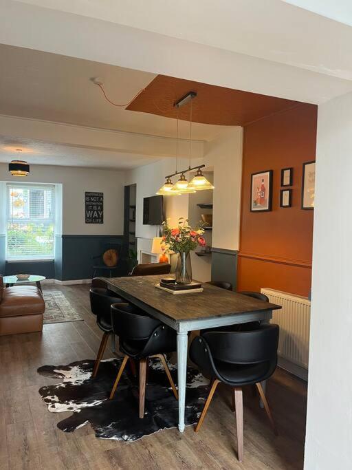 Lobster Cottage - Stylish 3 Bedroom Cottage In Heart Of Tenby Town, Pembrokeshire Εξωτερικό φωτογραφία