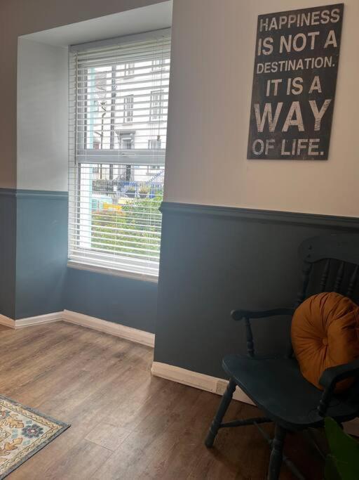 Lobster Cottage - Stylish 3 Bedroom Cottage In Heart Of Tenby Town, Pembrokeshire Εξωτερικό φωτογραφία
