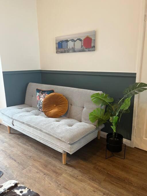 Lobster Cottage - Stylish 3 Bedroom Cottage In Heart Of Tenby Town, Pembrokeshire Εξωτερικό φωτογραφία
